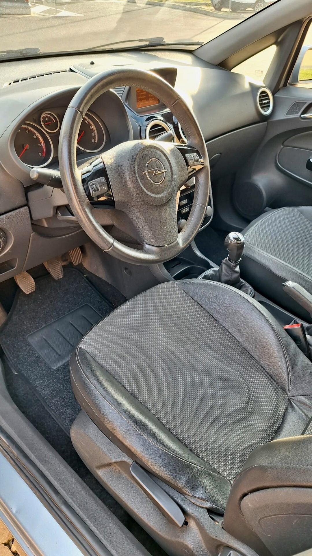 Opel Corsa 1.2 Benzina 5 porte Club