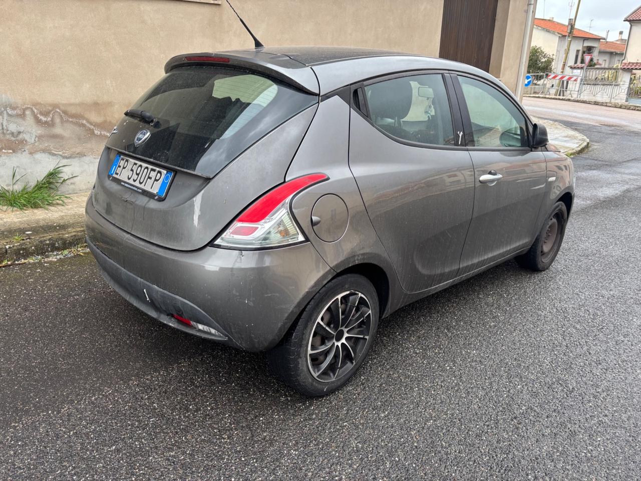 Lancia Ypsilon 1.3 MJT 16V 95 CV 5 porte S&S Gold