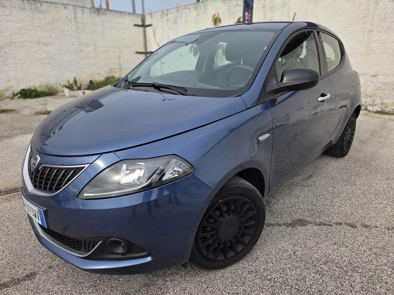 LANCIA YPSILON 1.0 5P S&S HYBRID ALBERTA FERRETTI