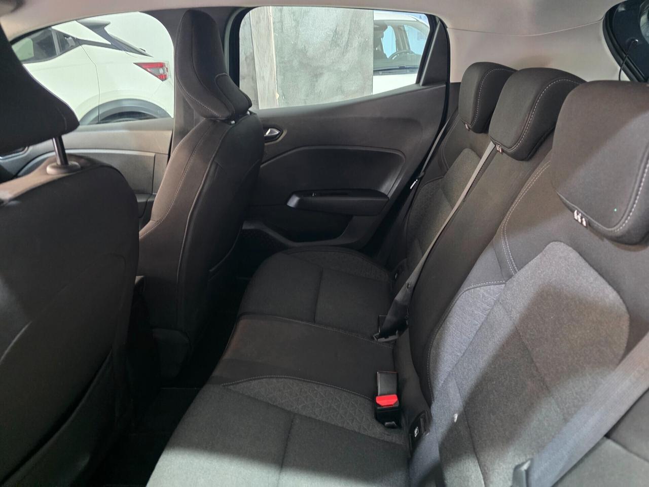 Renault Clio 1 0 GPL 100CV INTENS 1 PROPRIETARIO