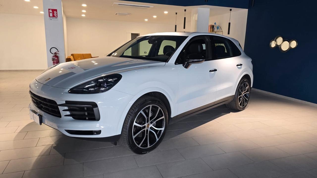 Porsche Cayenne 3.0 V6