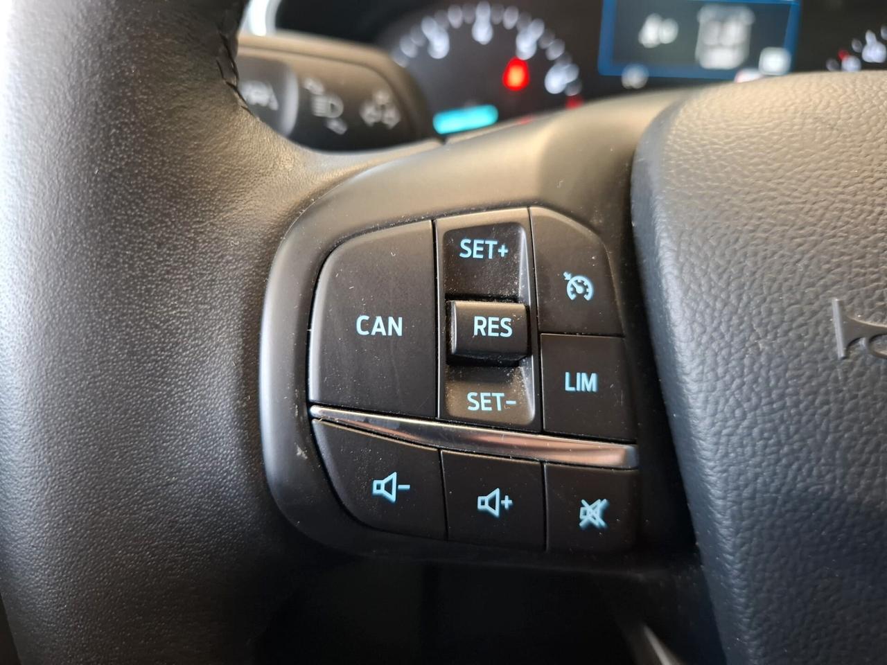 Ford Focus Active Benzina Manuale