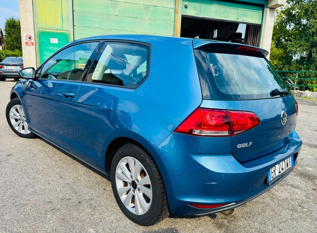 Volkswagen Golf 1.6 TDI 3p. Highline BlueMotion Technology