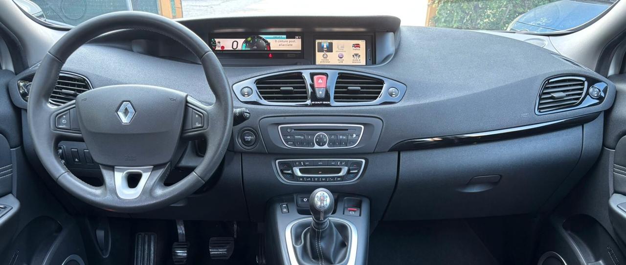 Renault Scenic X-Mod 1.5 dCi 110CV Luxe