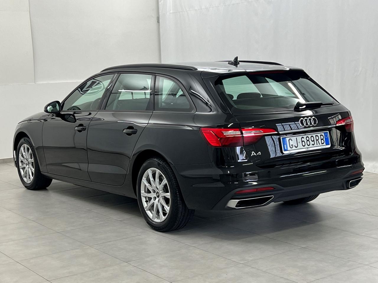 AUDI A4 V 2019 Avant A4 Avant 40 2.0 tdi mhev Business 204cv s-tronic