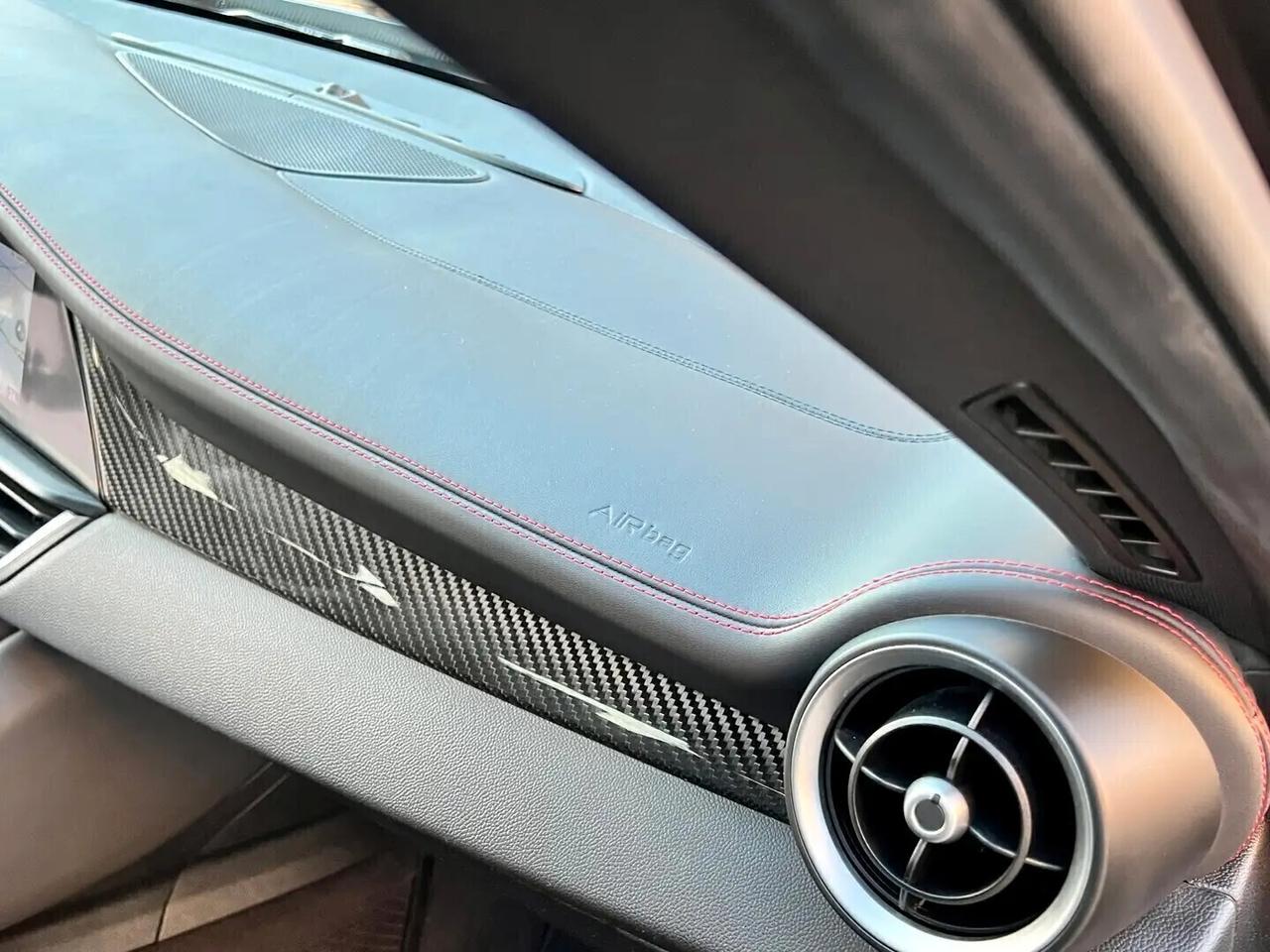 Alfa Romeo Giulia 2.9 T V6 AT8 Quadrifoglio