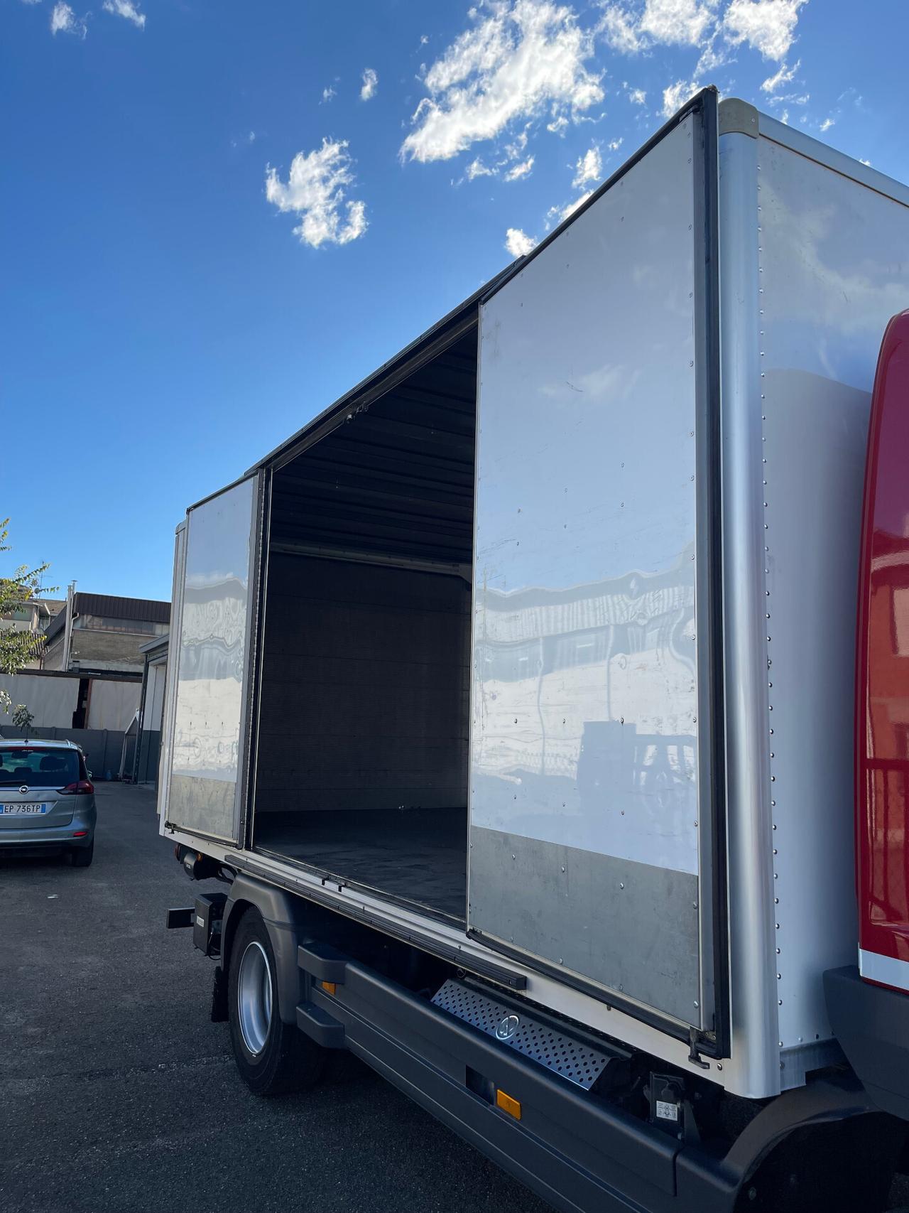 Mercedes Benz Atego 2020 - Sponda Idraulica