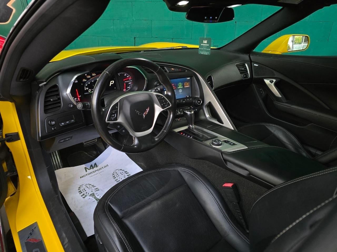 Chevrolet Corvette Stingray 6.2 V8 Z51 2LT