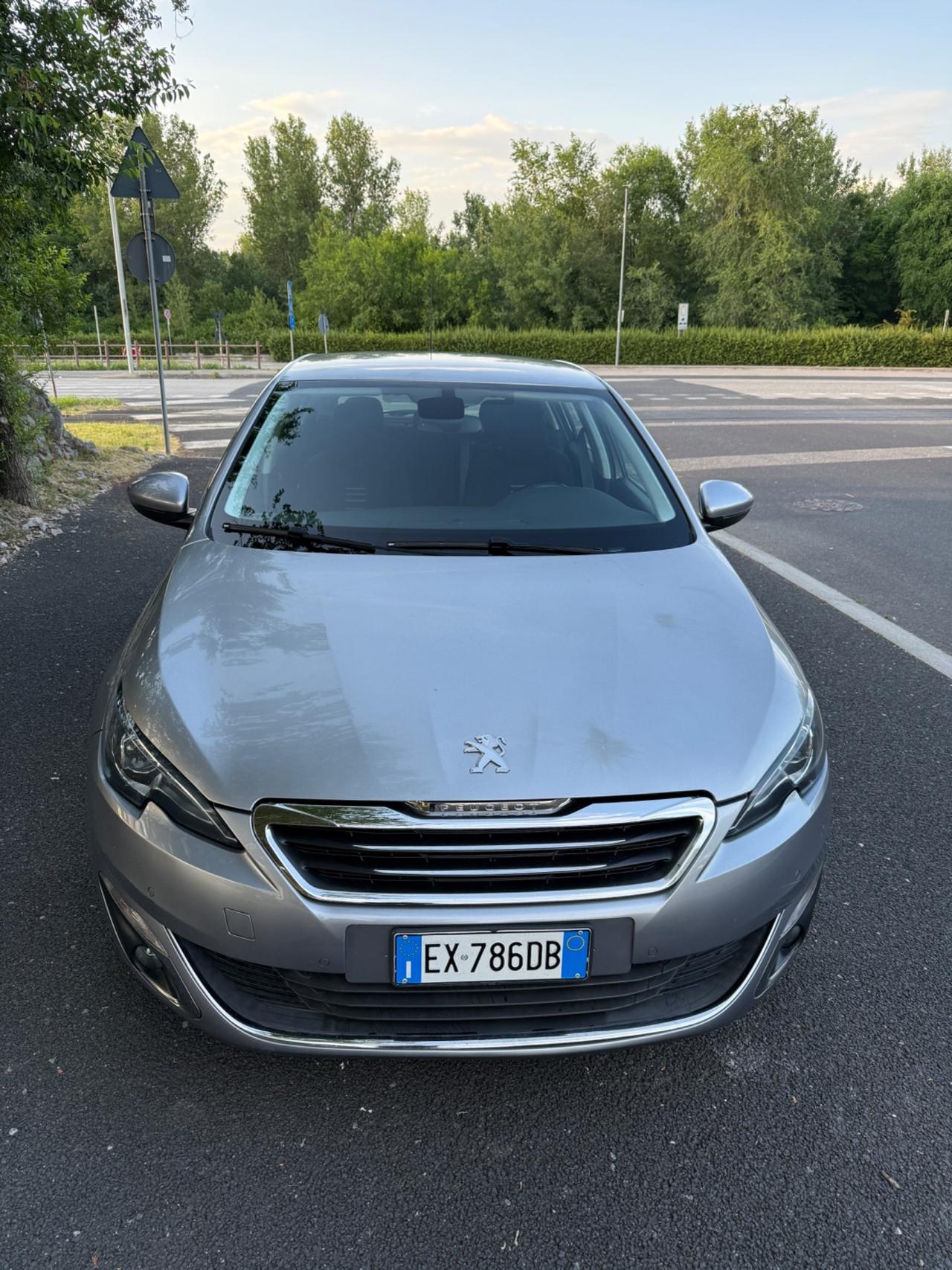 Peugeot 308 PureTech Turbo 130 S&S Allure