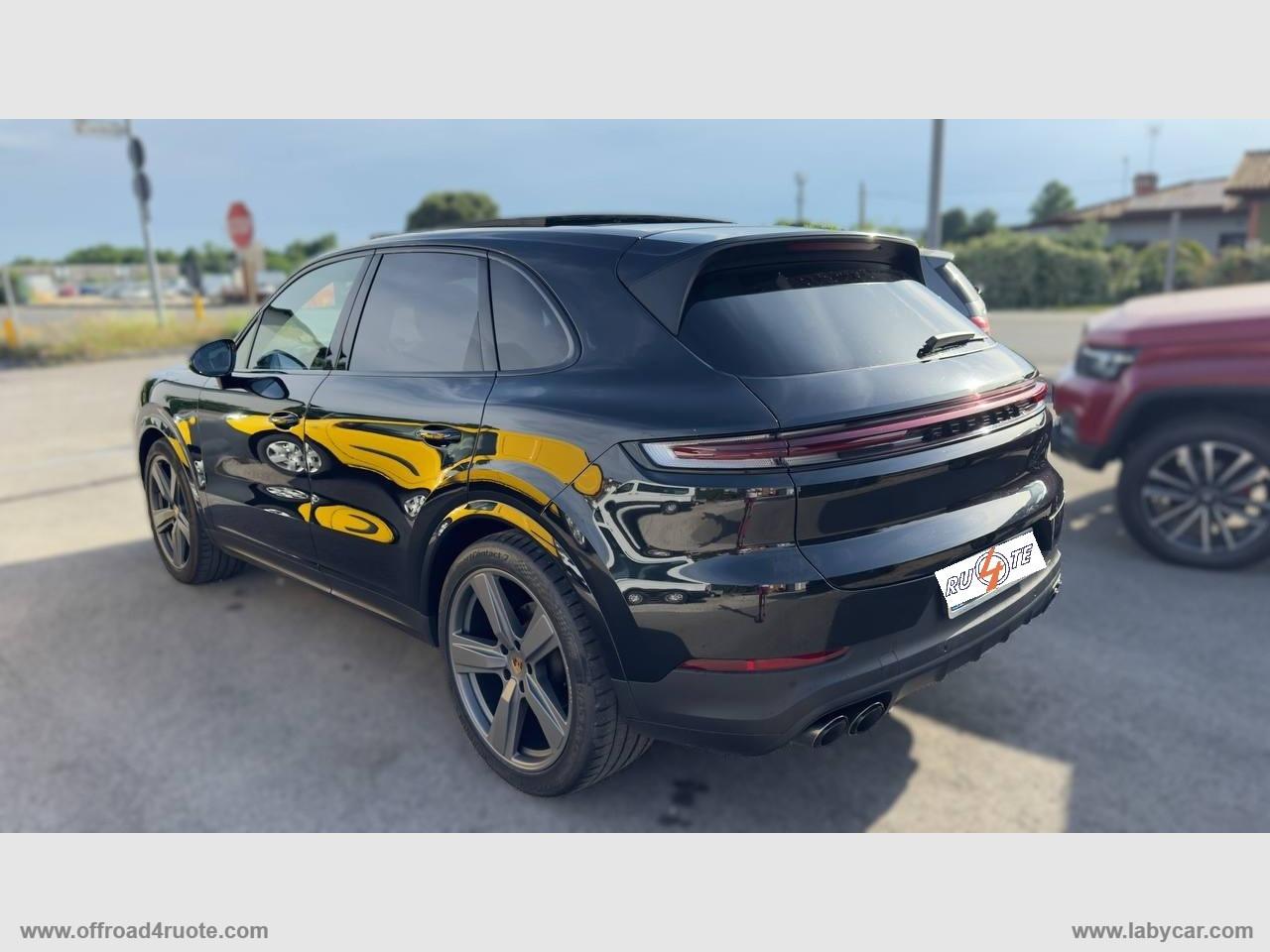 PORSCHE Cayenne 3.0 V6