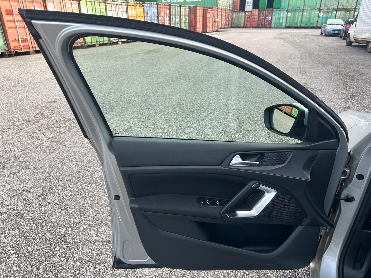 Peugeot 308 BlueHDi 120cv EURO 6 AUTOM