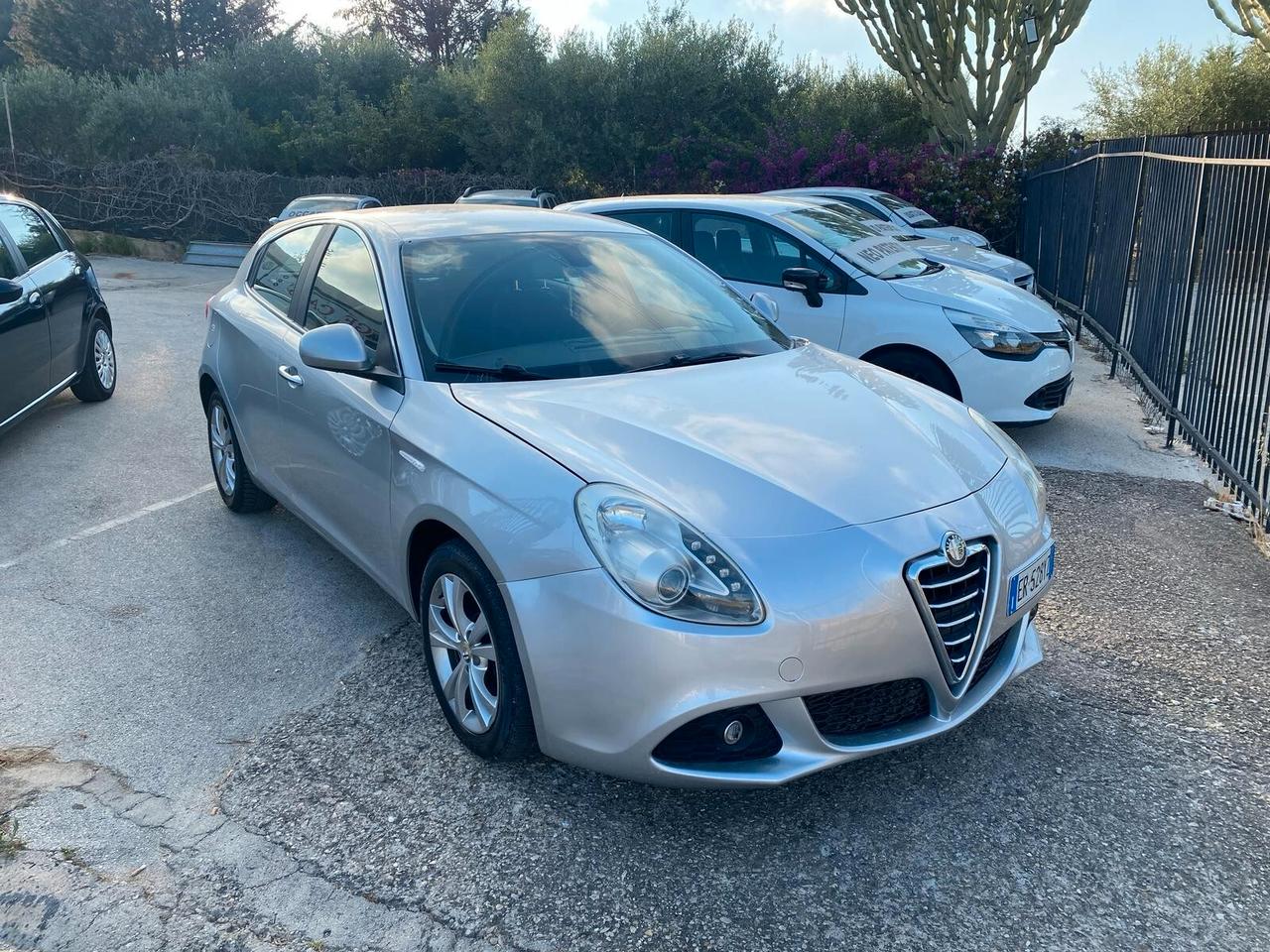 Alfa Romeo Giulietta 1.6 JTDm-2 105 CV Exclusive