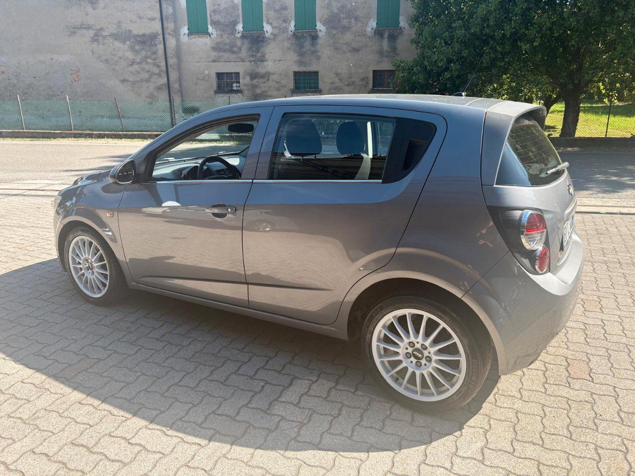 Chevrolet Aveo 5 Porte Aveo 1.3d LTZ 95cv 5p OK NEOPATENTATO