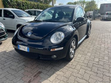 VOLKSWAGEN New Beetle 1.6