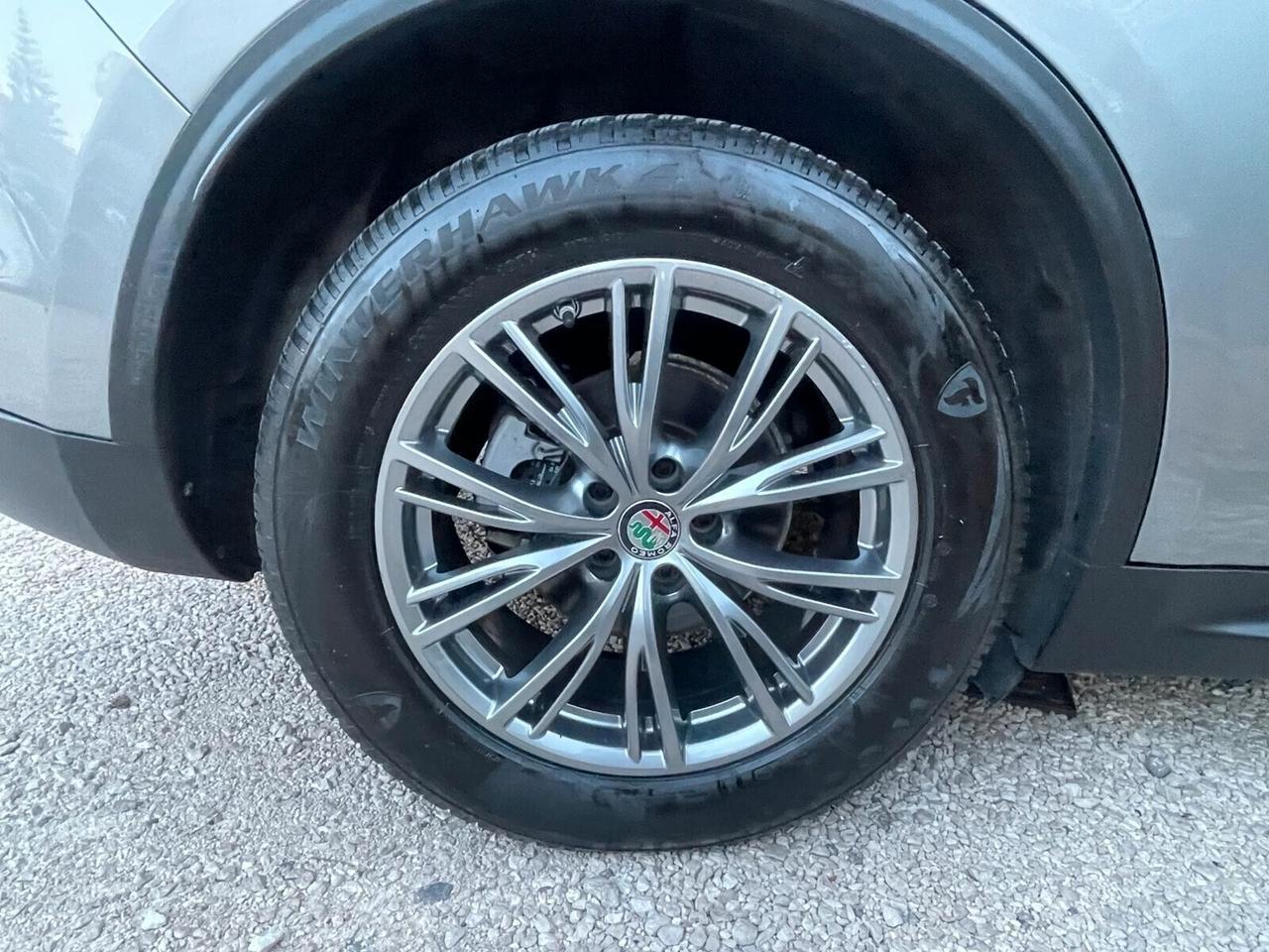 Alfa Romeo Stelvio 2.2 Turbodiesel 160 CV AT8 RWD Business