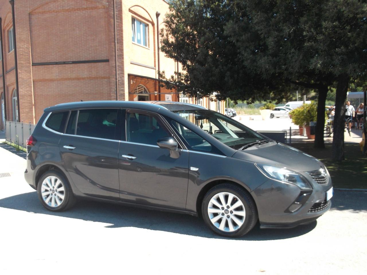 Opel Zafira 1.6 Turbo Metano 7P. Full 2013