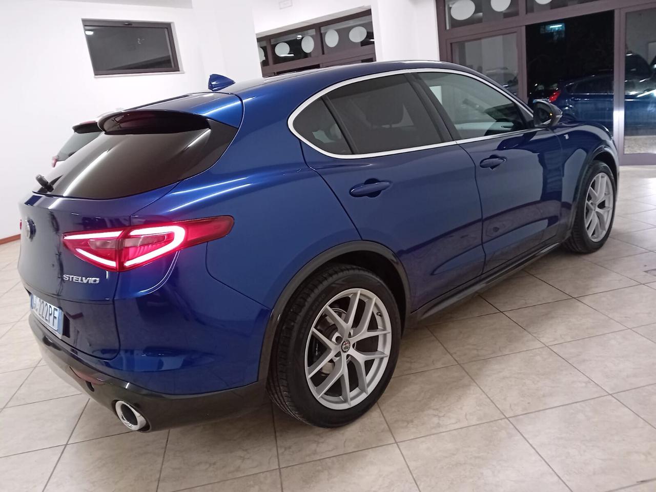 Alfa Romeo Stelvio 2.2 Turbodiesel 190 CV AT8 Q4 Ti