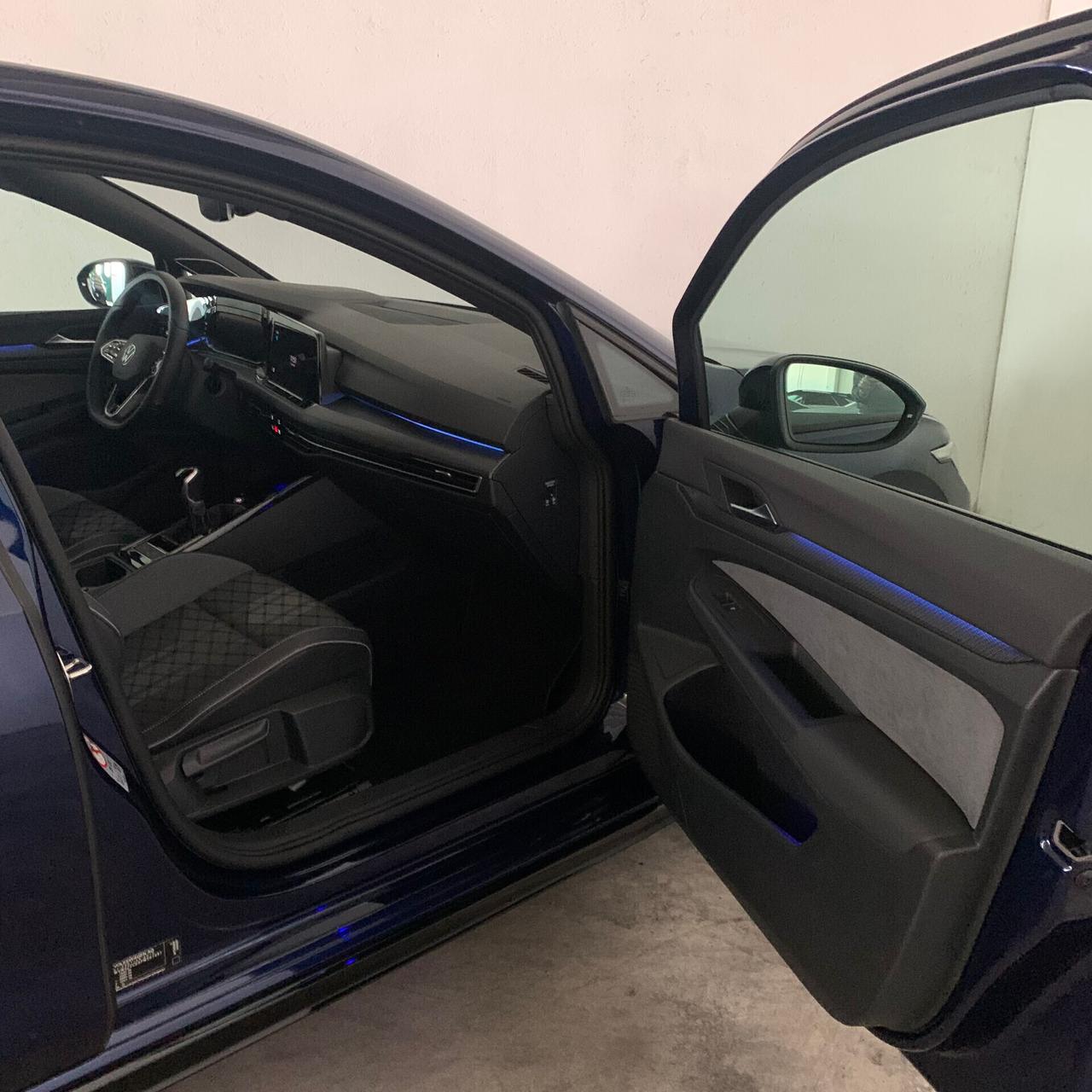 Volkswagen Golf VIII tsi EVO R-Line GARANZIA VW