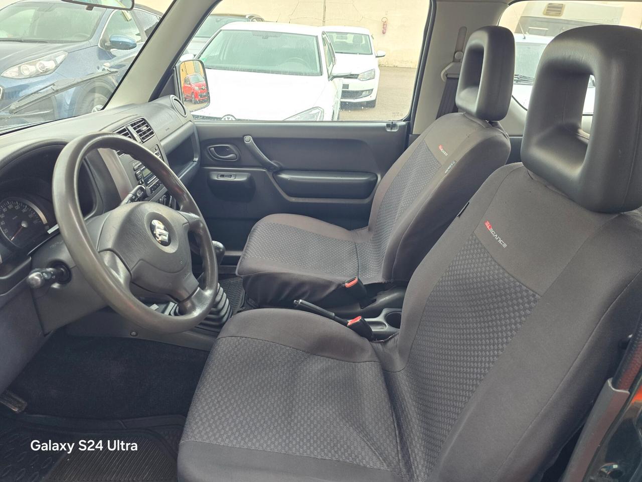 Suzuki Jimny 1.3i 16V cat 4WD JLX