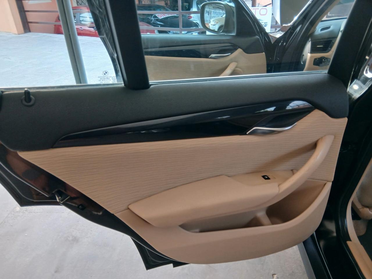 Bmw X1 xDrive20d automatica 177cv full 11
