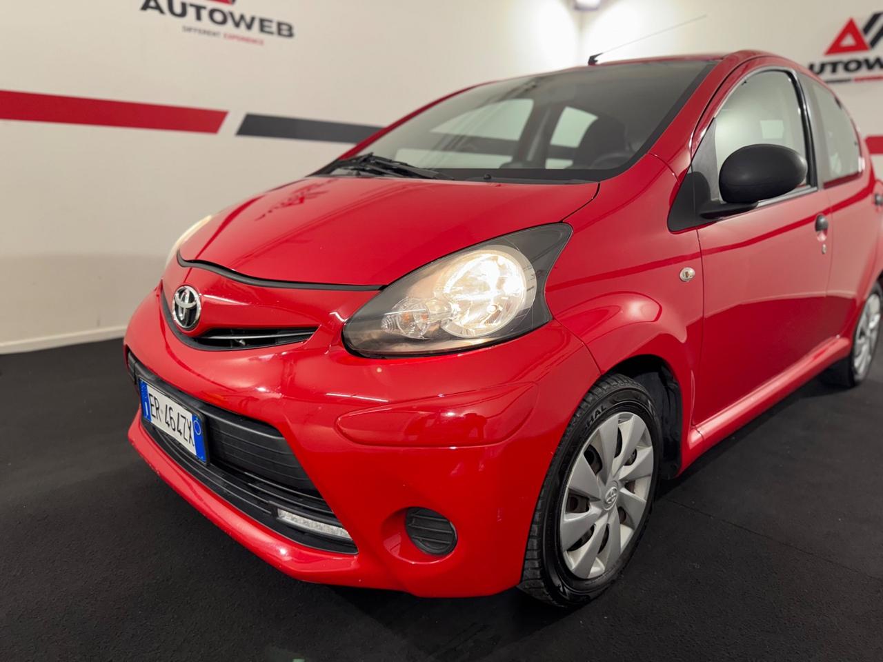 Toyota Aygo 1.0 12V VVT-i 5 porte Cool Soda Connect