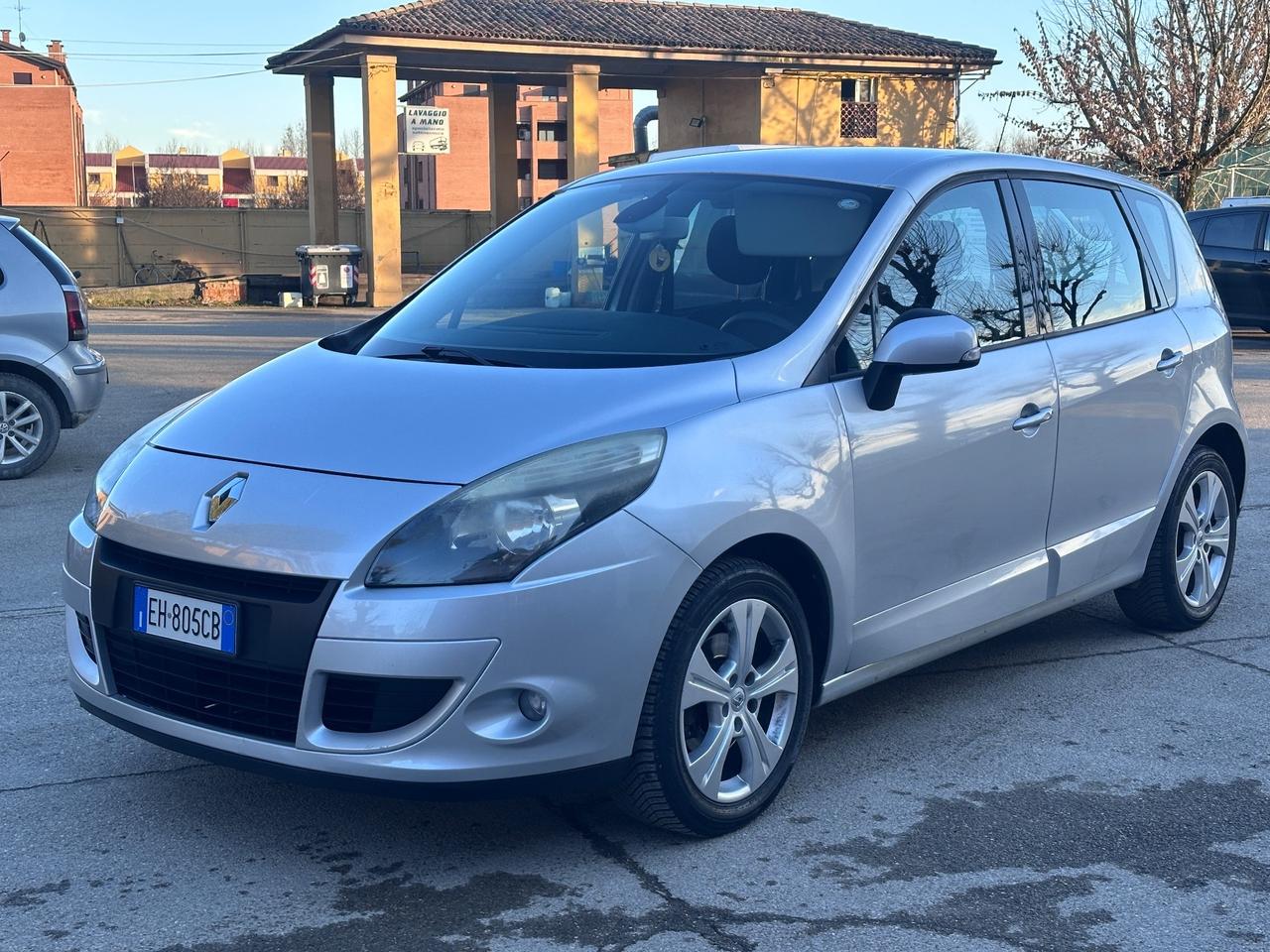 Renault Scenic Scénic X-Mod 1.6 Gpl Attractive