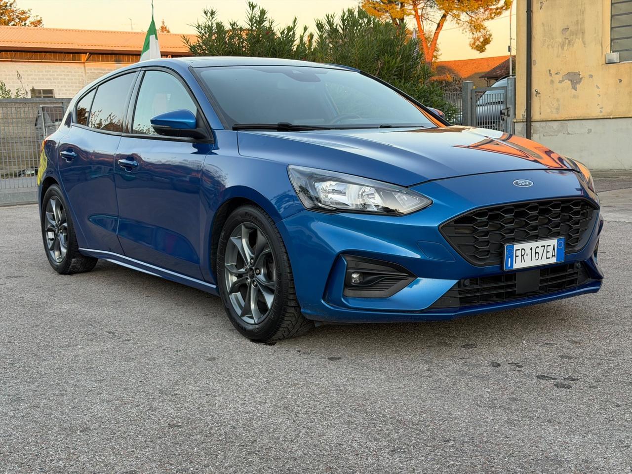 Ford Focus 1.5 TDCi 120 CV Start&Stop Powershift ST Line