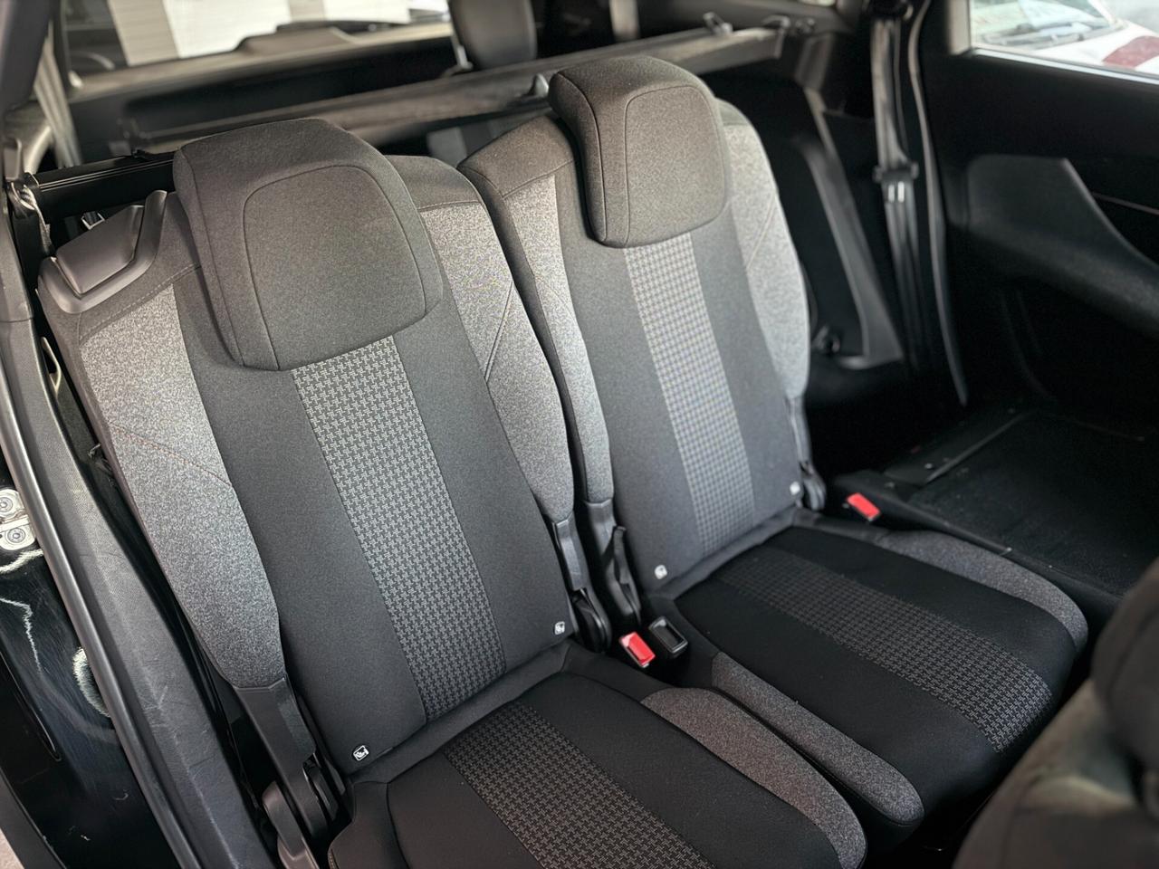 Peugeot 5008 BlueHDi 130 S&S Active Pack 7 POSTI