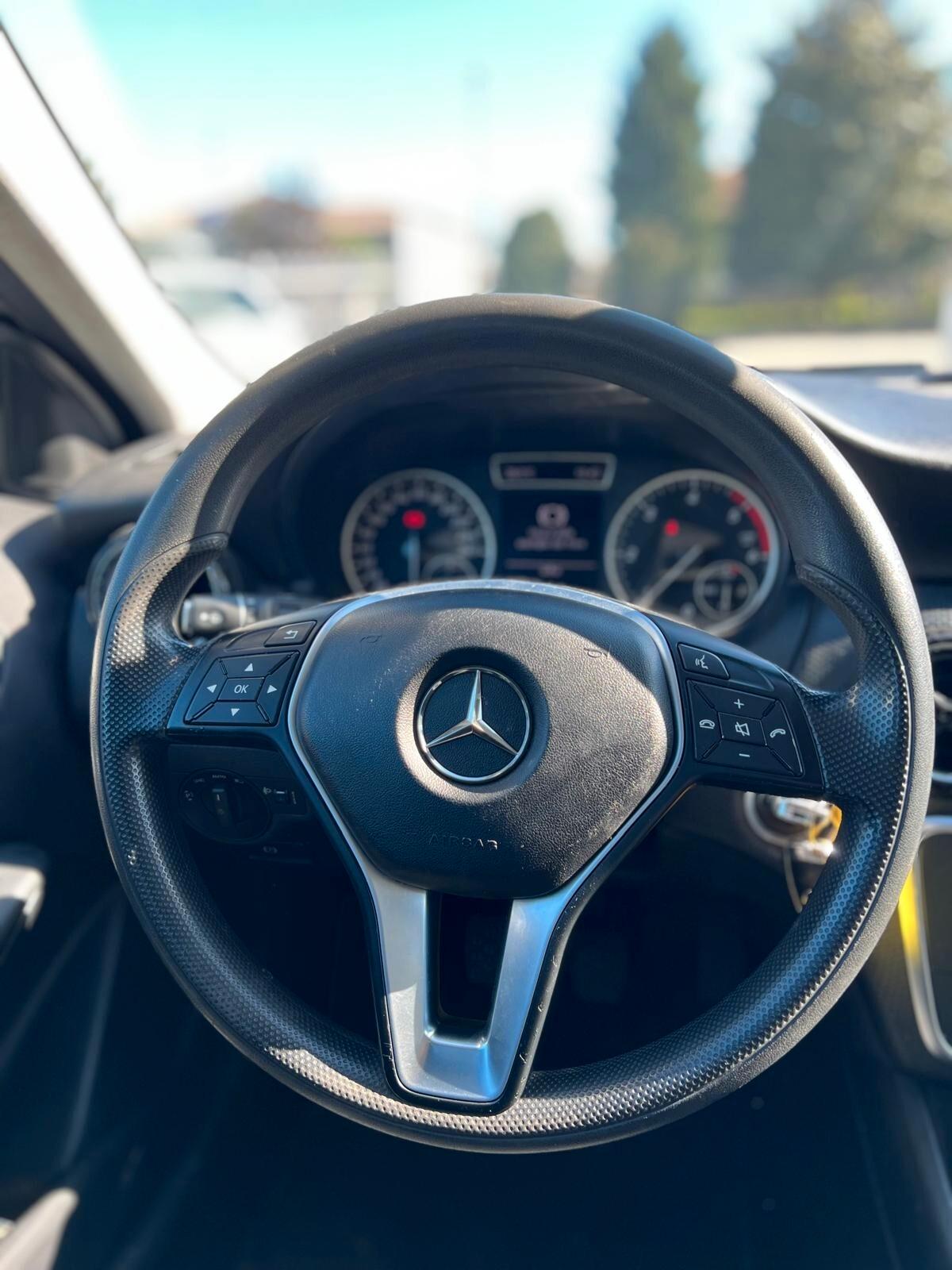 Mercedes-benz A 180 CDI BlueEFFICIENCY Premium