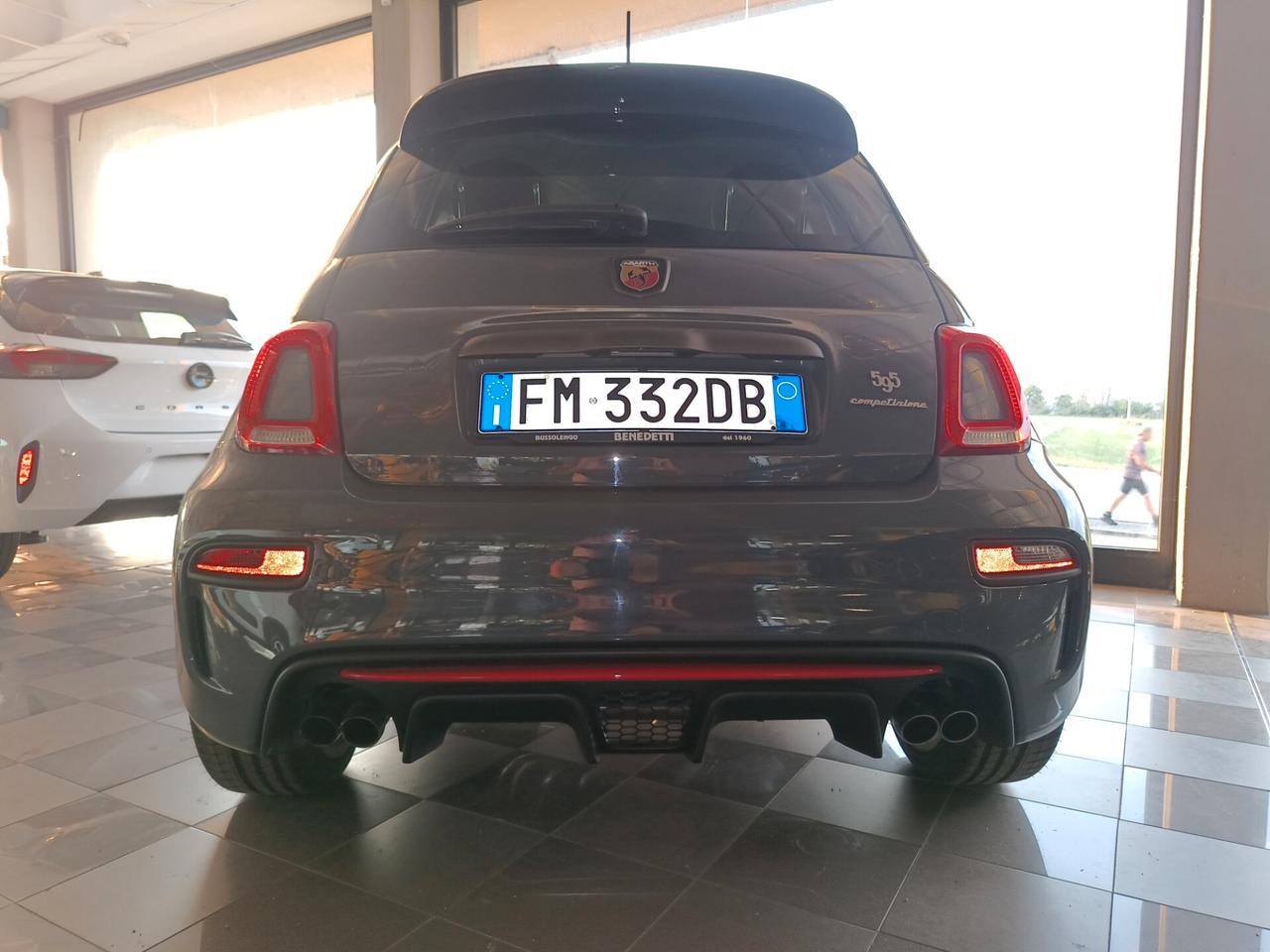 Abarth 595 1.4 Turbo T-Jet 180 CV Competizione