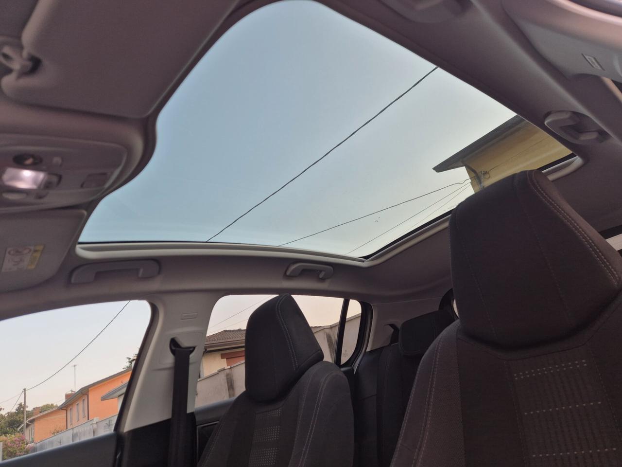 Peugeot 308 BlueHDi 120 S&S Allure