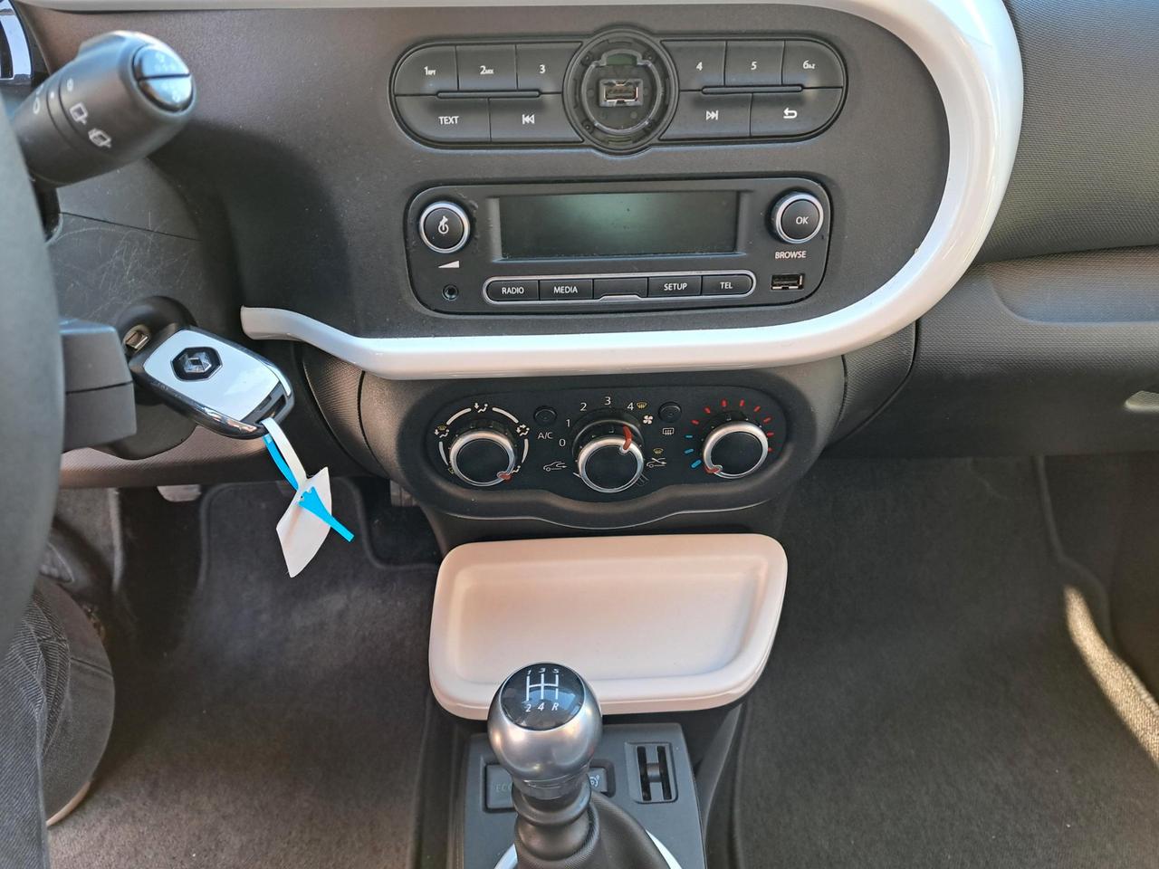 RENAULT TWINGO 0.9 TCE 90CV KM 19423- 2019