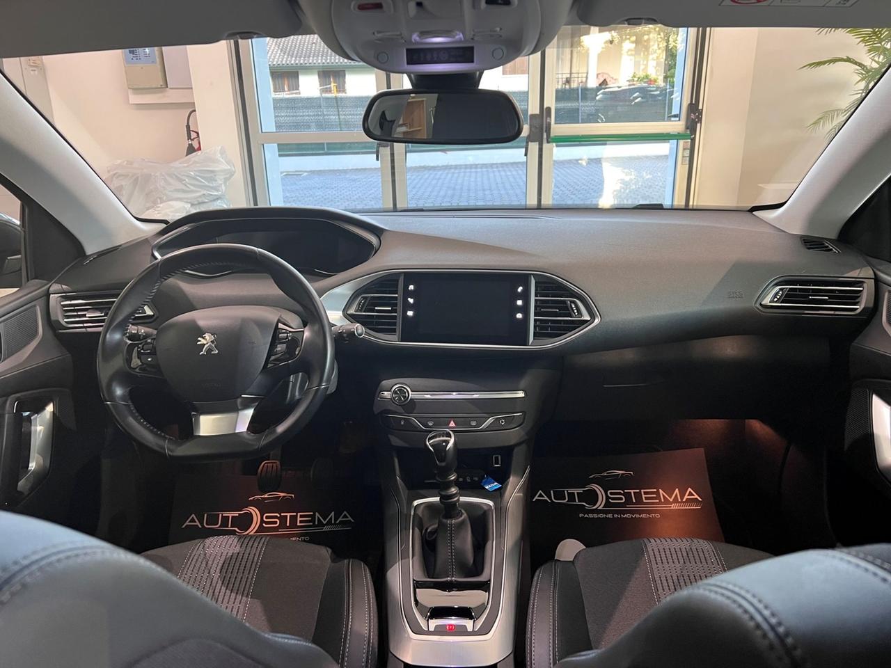 PEUGEOT 308 II 2018 5p 1.2 puretech Allure s&s 130cv - CINGHIA FATTA!