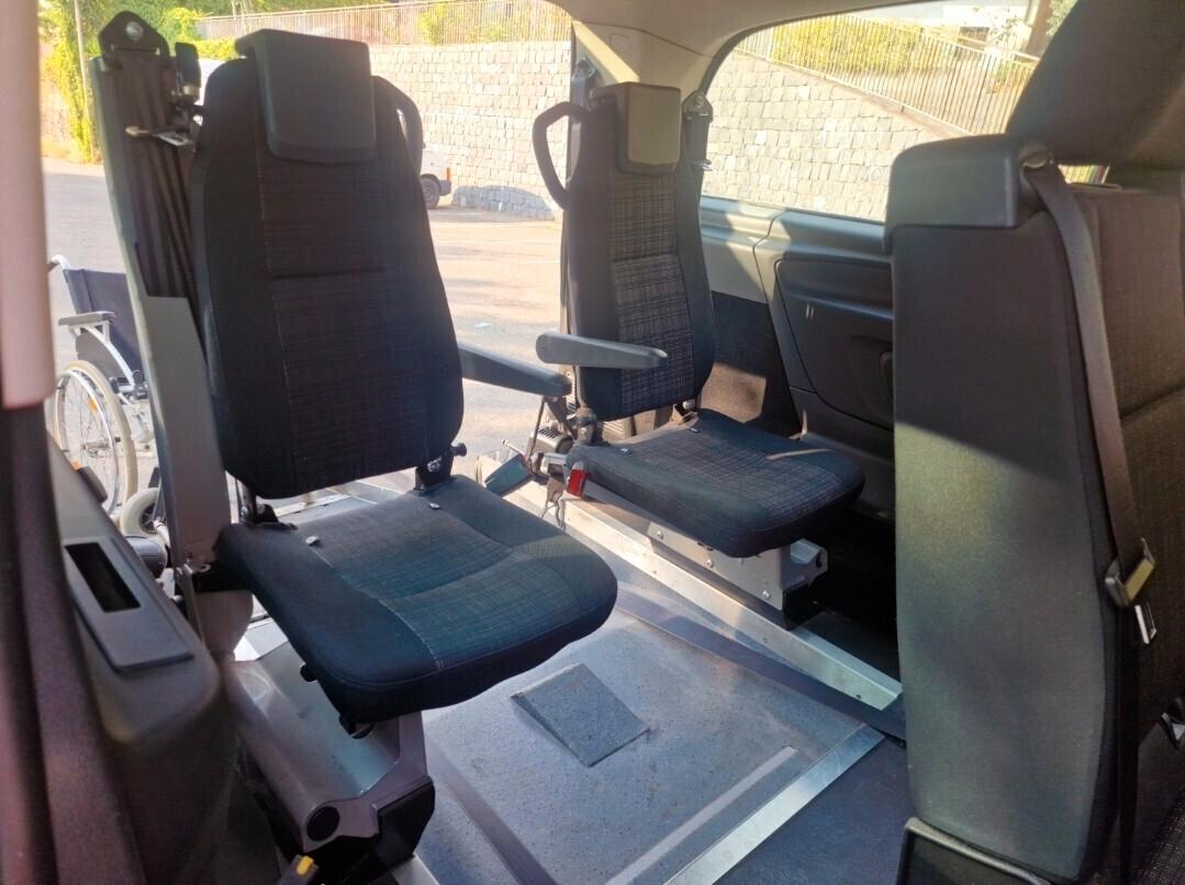 Mercedes-benz Vito Pianale ribassato con rampa disabili in carrozzina