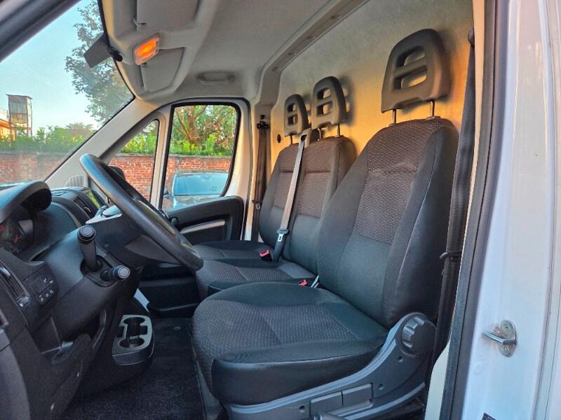 PEUGEOT Boxer (3ª serie) Boxer 333 2.2 BlueHDi...