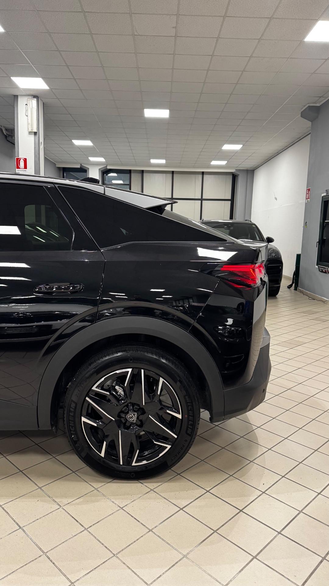 Peugeot 3008 Hybrid 136 e-DCS6 Allure