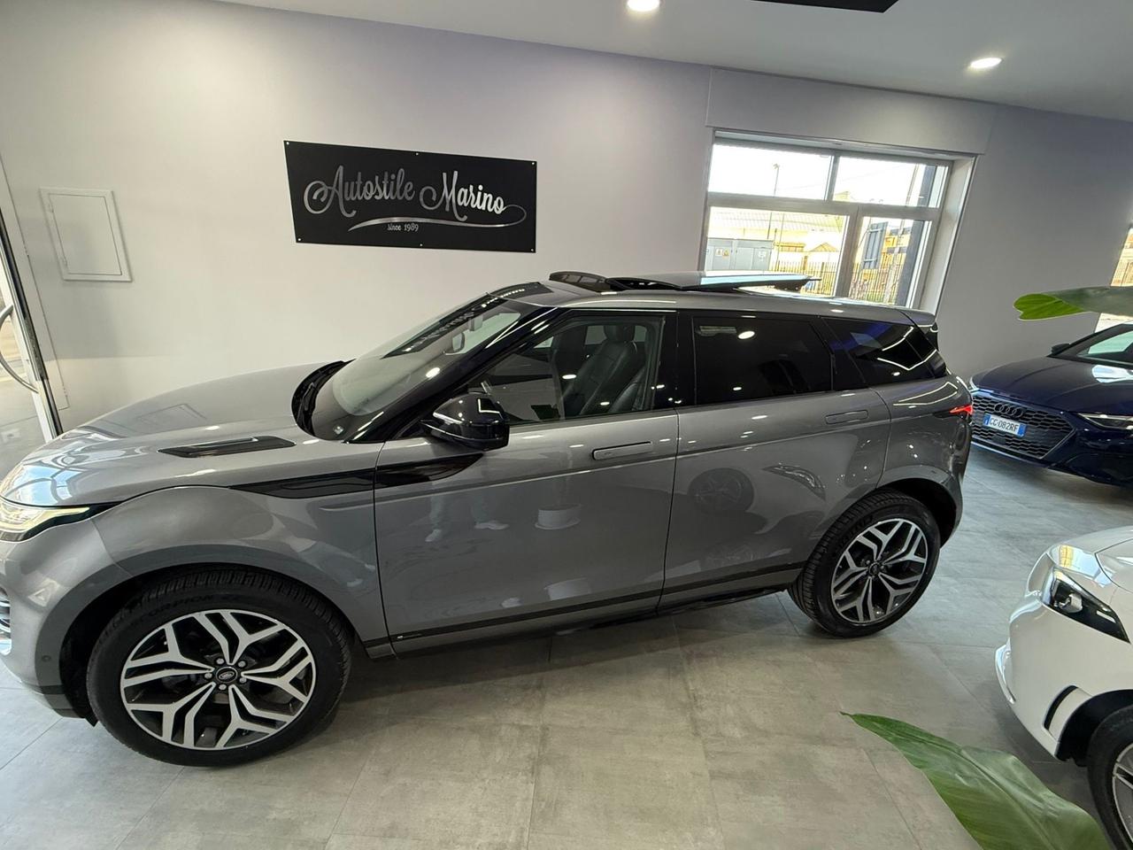 Range Rover Evoque 2.0D I4 204 CV R-Dynamic TETTO APRIBILE