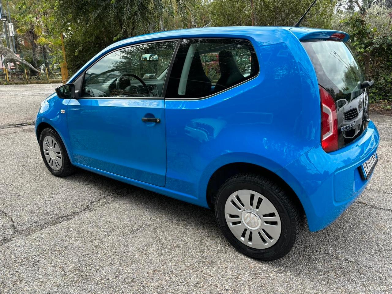 Volkswagen up! 1.0 3p. eco take up! OK Neopatentati