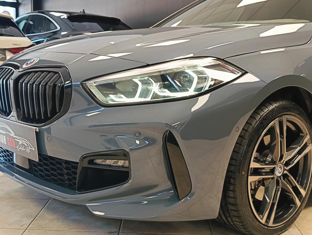 Bmw 118 118d 5p. Msport