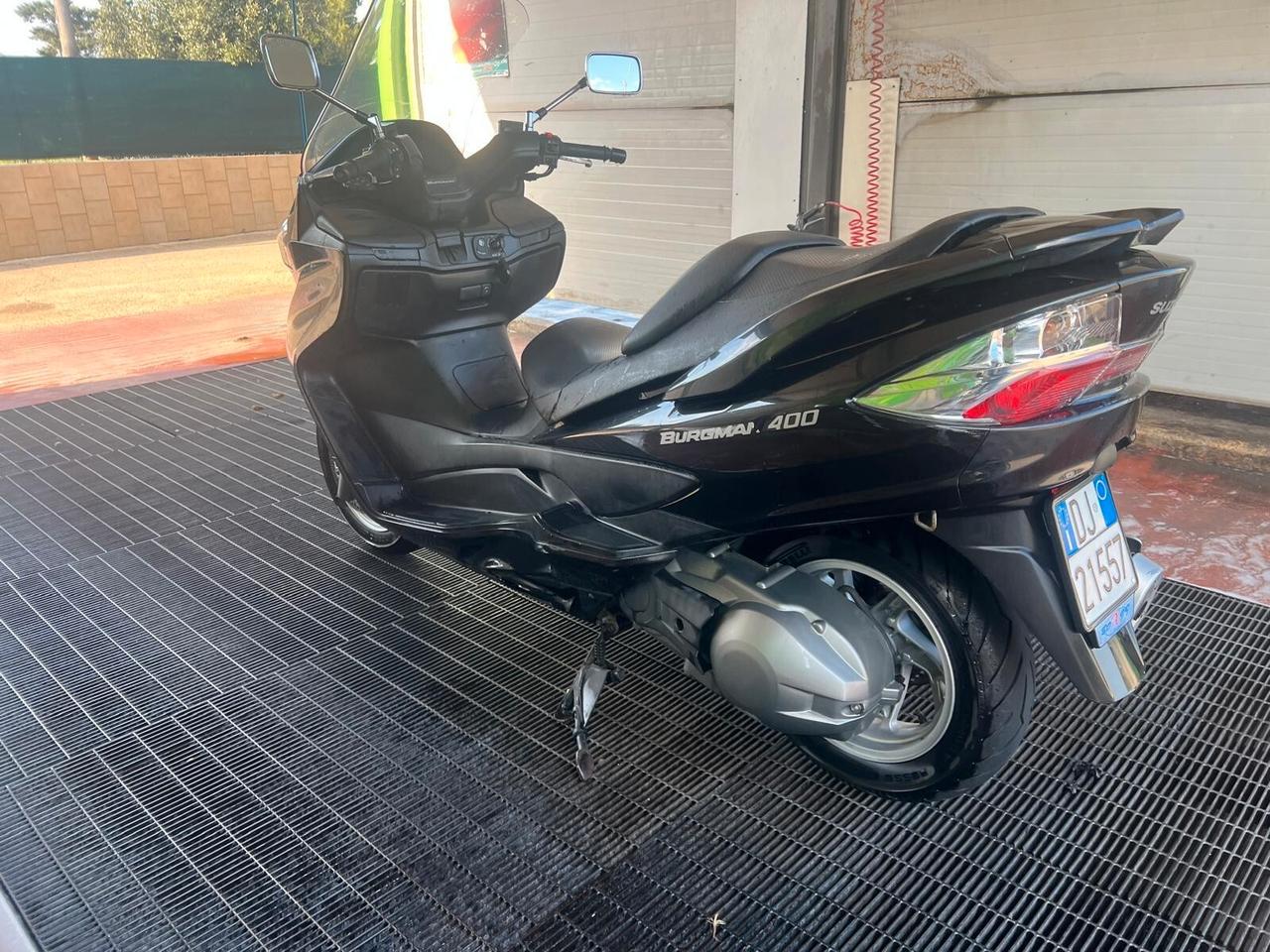 Suzuki Burgman 400
