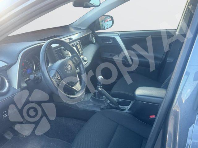 TOYOTA RAV 4 MY23 RAV4 2.0 D-4D 2WD Style White Ed.