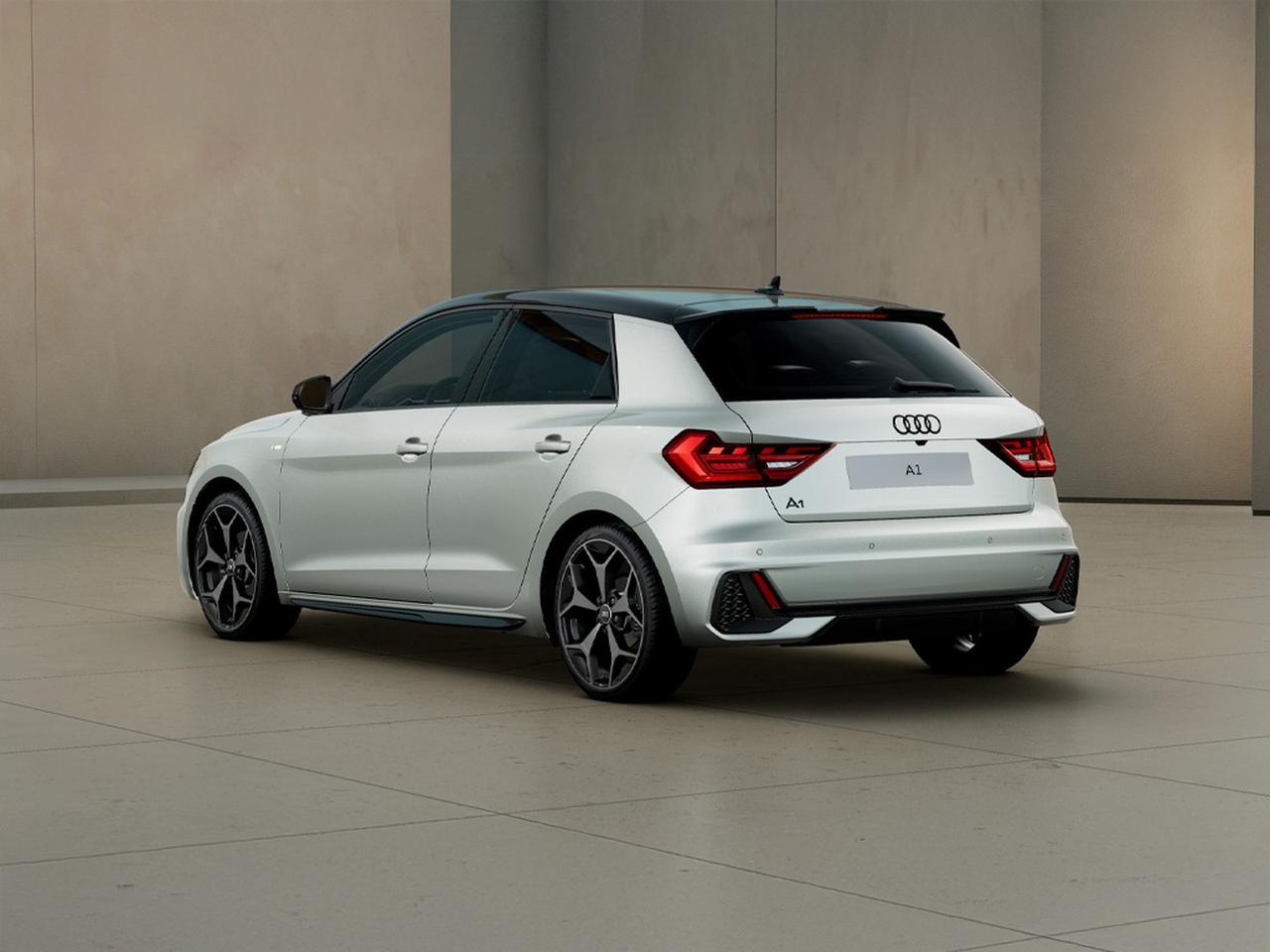 Audi A1 sportback 30 1.0 tfsi identity black 116cv s-tronic