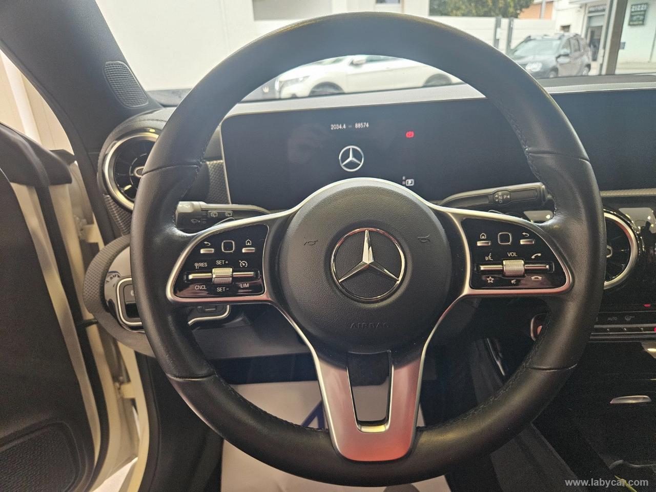 MERCEDES-BENZ CLA 200 d Aut. Shooting Brake Sport