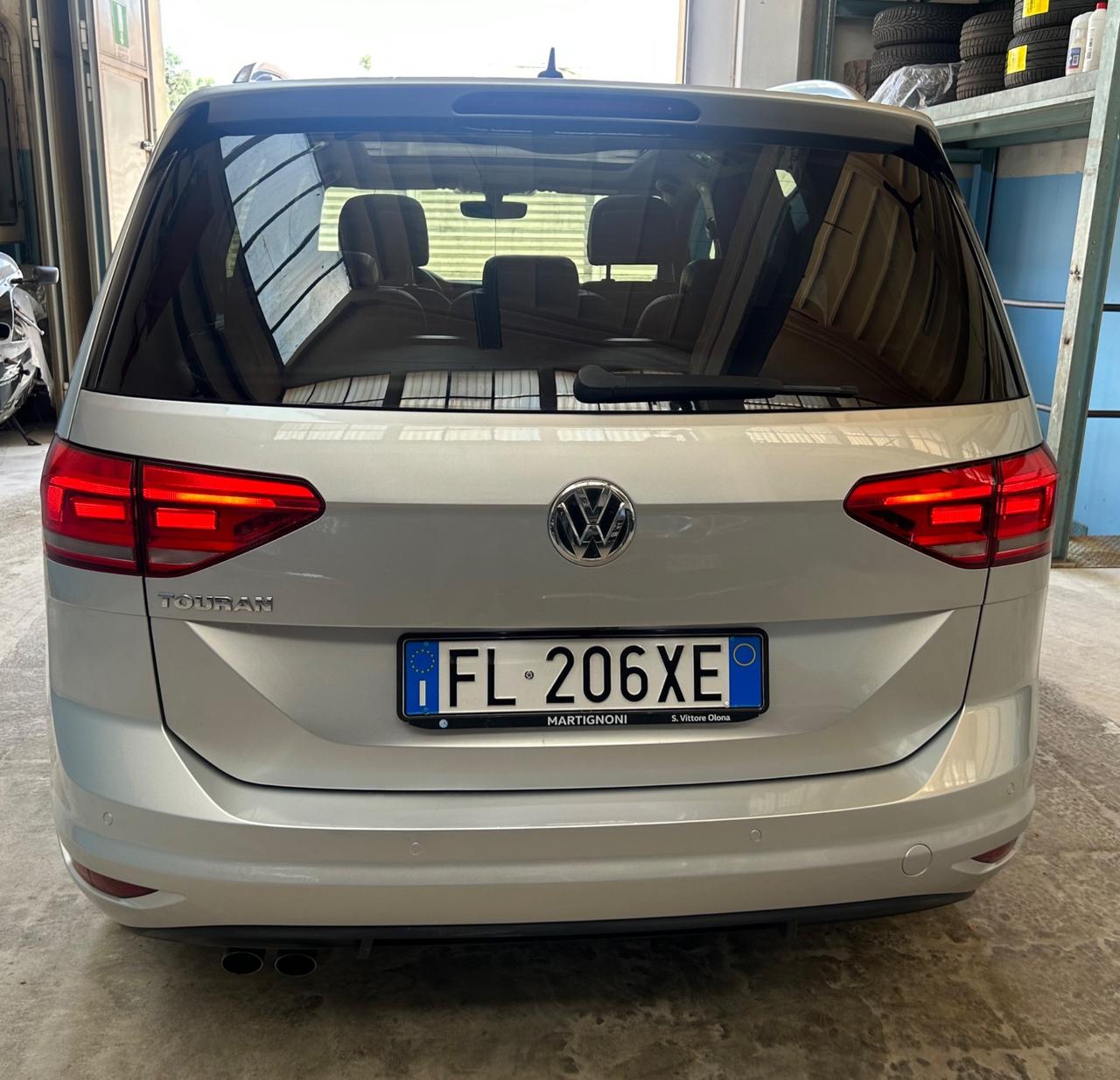 Volkswagen Touran 2.0 TDI 150 CV SCR DSG Executive BlueMotion Tech.