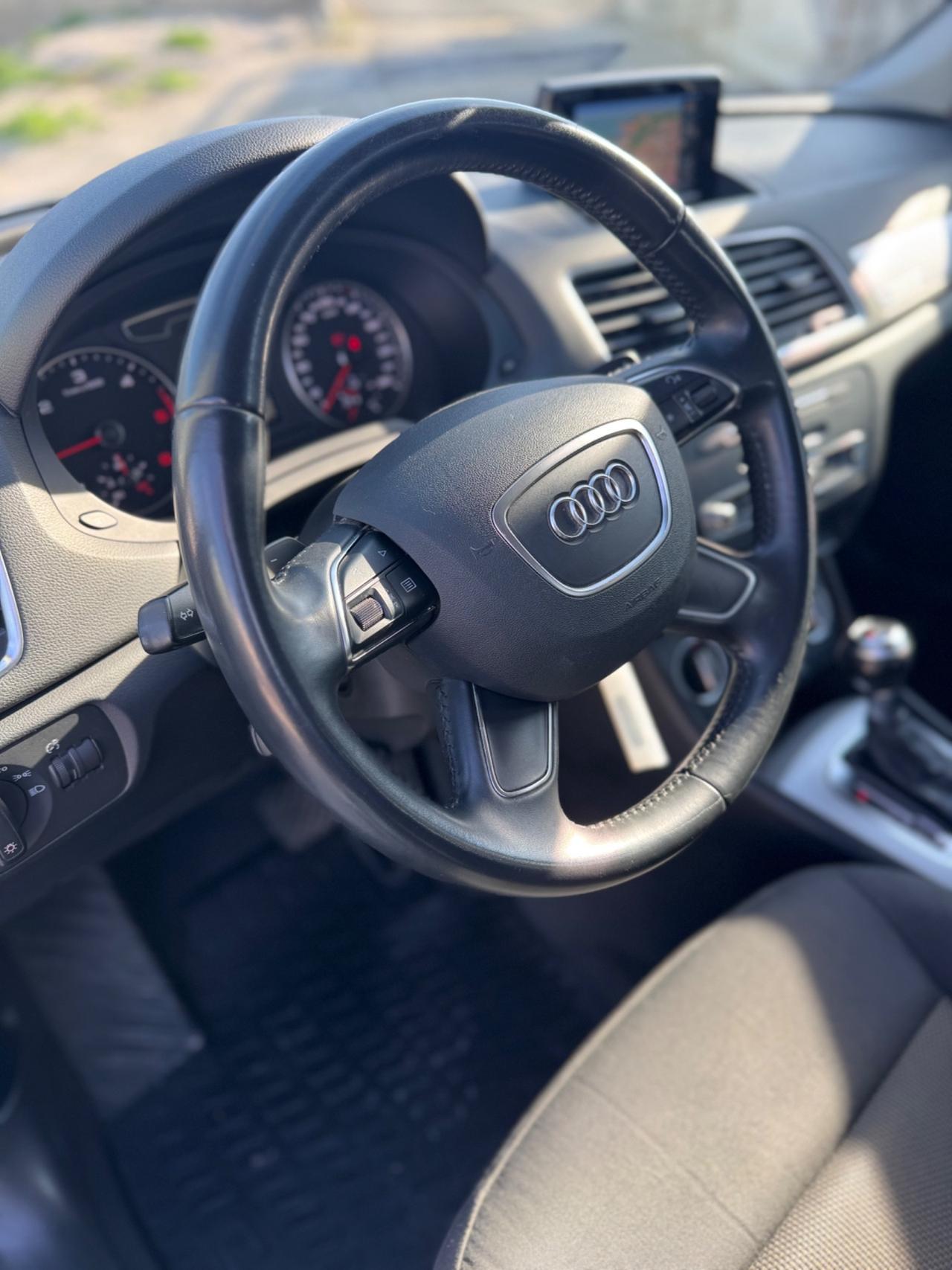 Audi Q3 2.0 TDI 150 CV quattro S tronic Sport