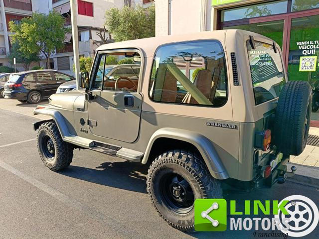JEEP Wrangler SAHARA 2.5 BENZINA ASI