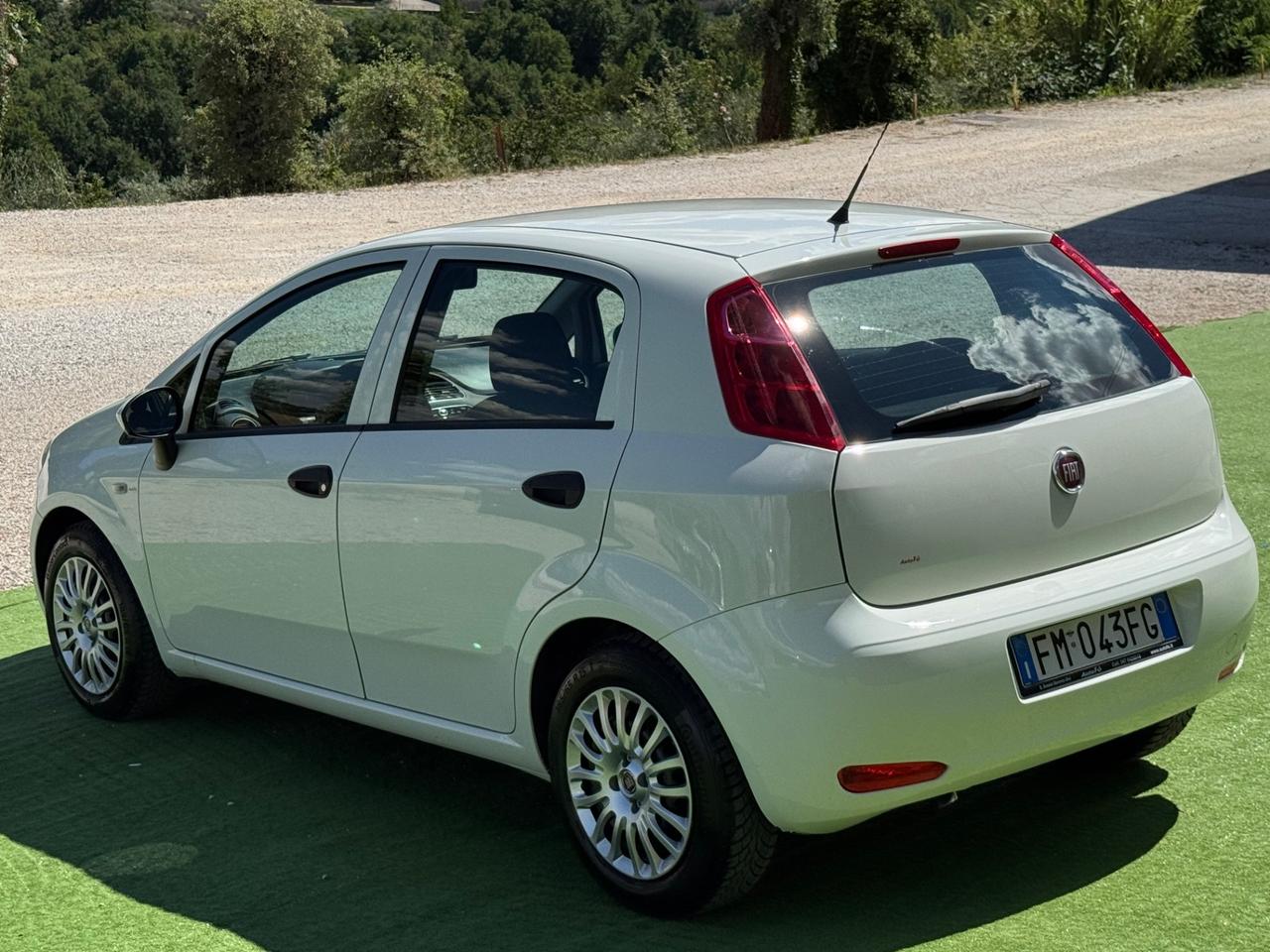Fiat Punto 1.3 MJT II S&S 95 CV 5 porte Street