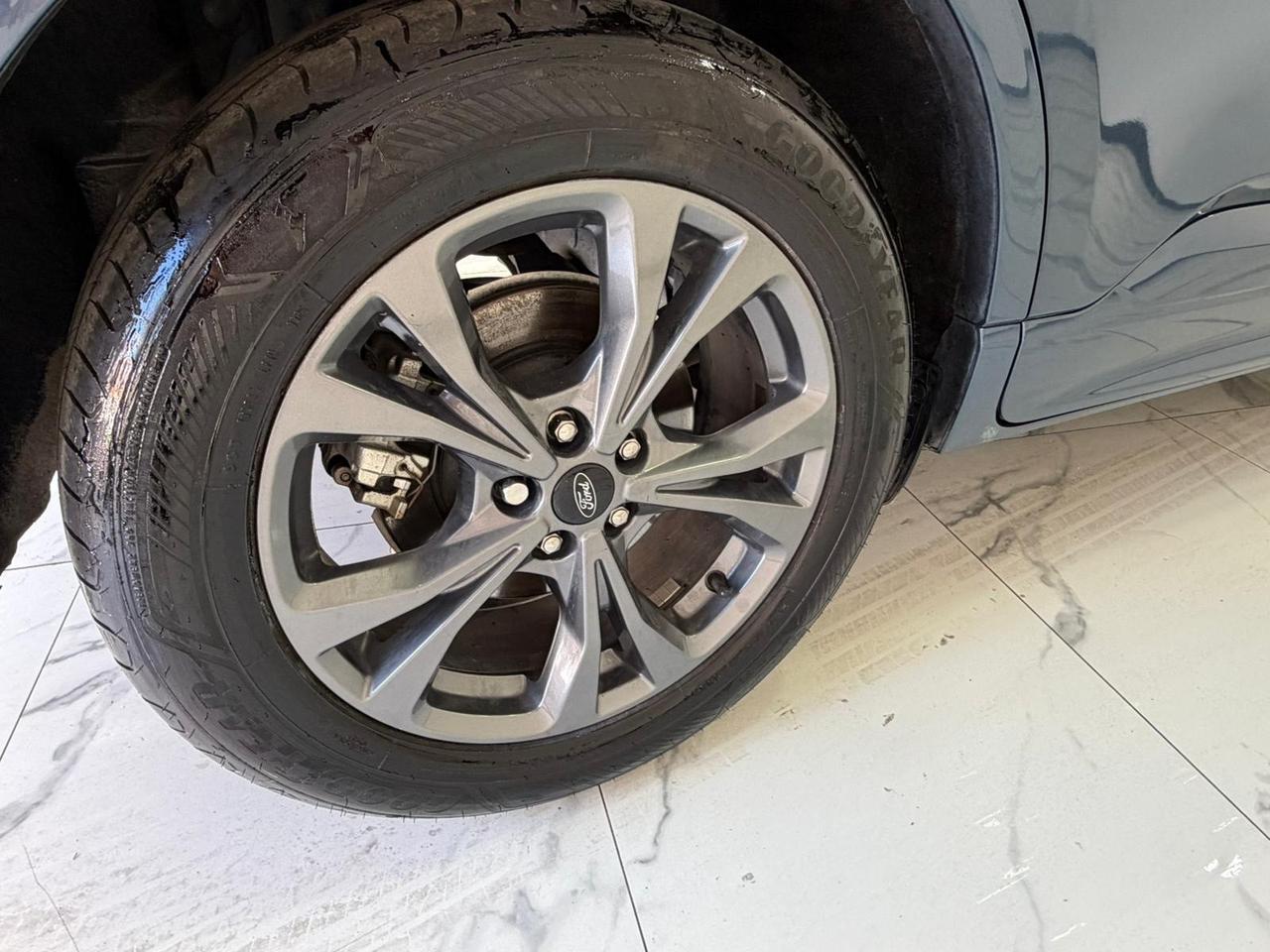 Ford Kuga 2.5 Plug In Hybrid 225 CV CVT 2WD ST-Line-2022-IVA ESPOSTA