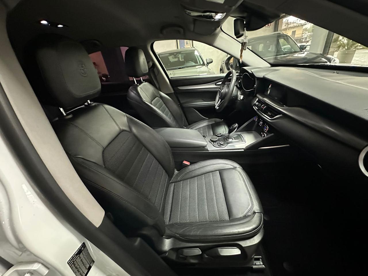 Alfa Romeo Stelvio Business 2.2 #7078