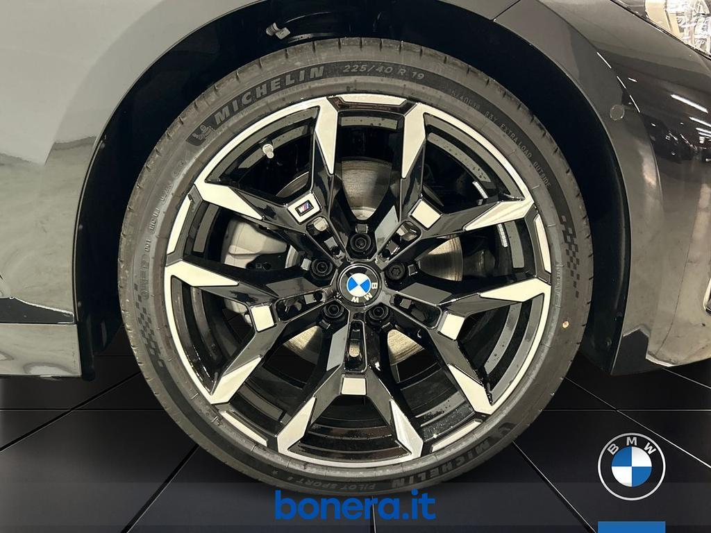 BMW Serie 3 Touring 330 e Hybrid Edition Steptronic